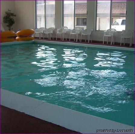 Waterfront Inn Mackinaw City Ngoại thất bức ảnh
