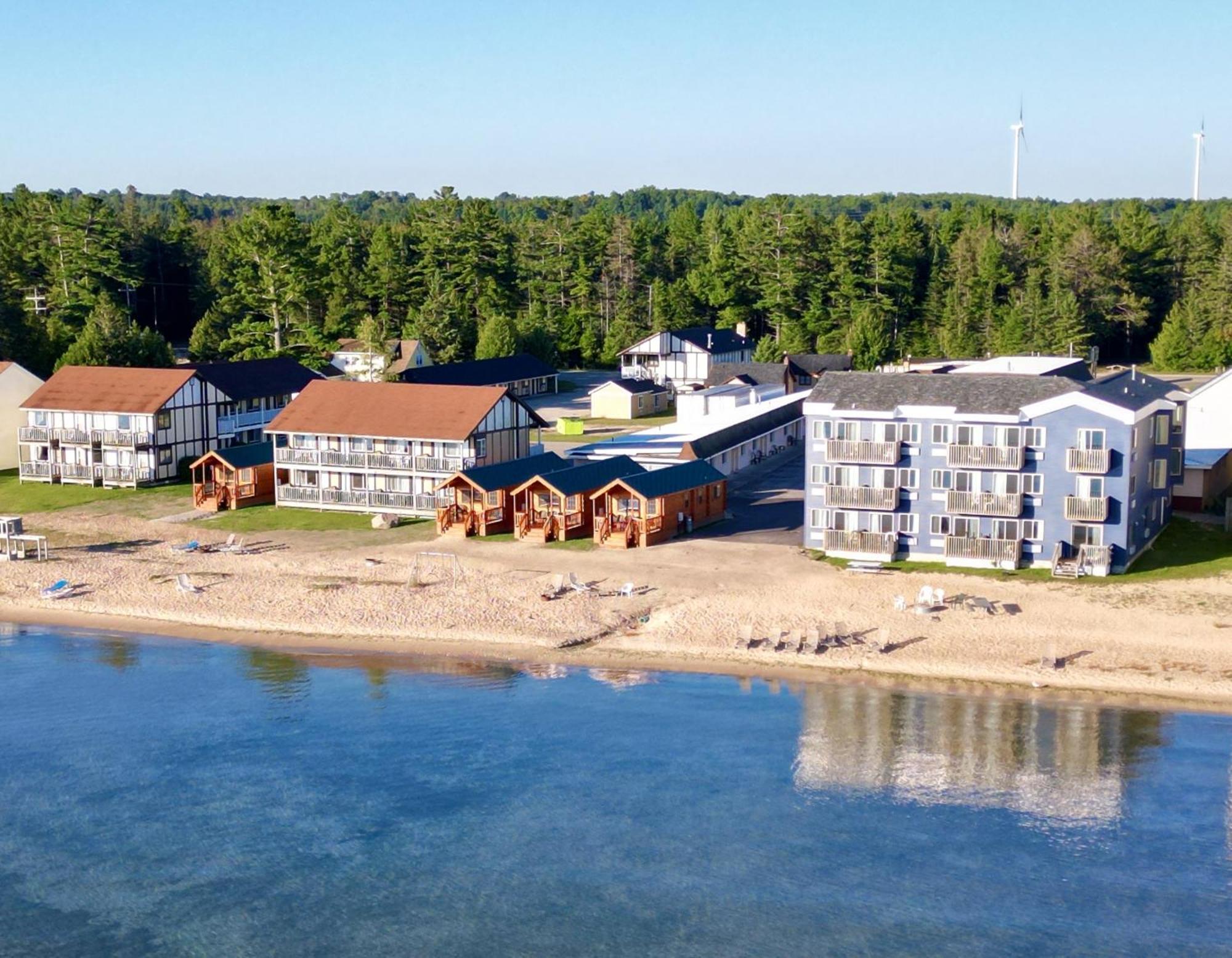 Waterfront Inn Mackinaw City Ngoại thất bức ảnh